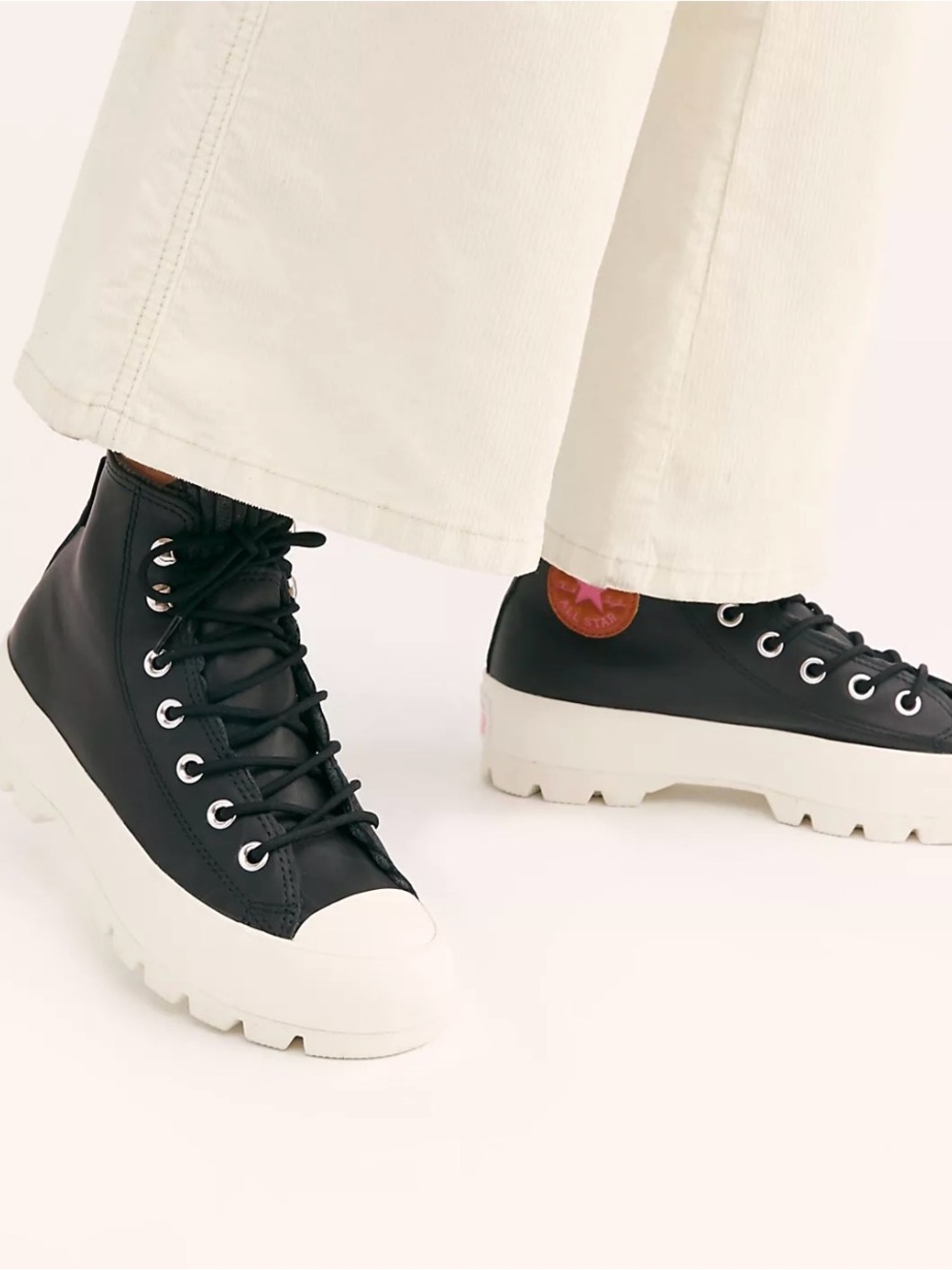 Converse Chuck Taylor All Star Retrograde Leather Sneakers 6.5